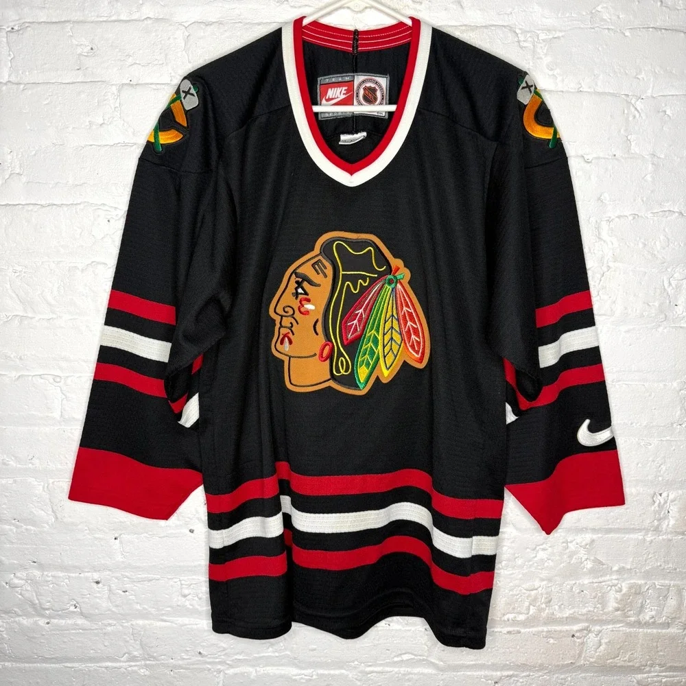 Vintage Nike Team Sports NHL Chicago Blackhawks Hockey Jersey Men's Small